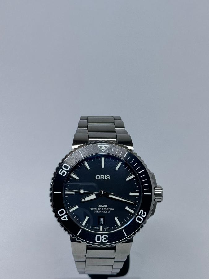 ORIS AQUIS DATE 